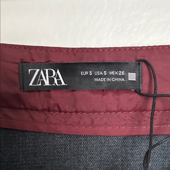 Zara Burgundy Mini Skirt with Gold Button Details - Picture 4 of 11